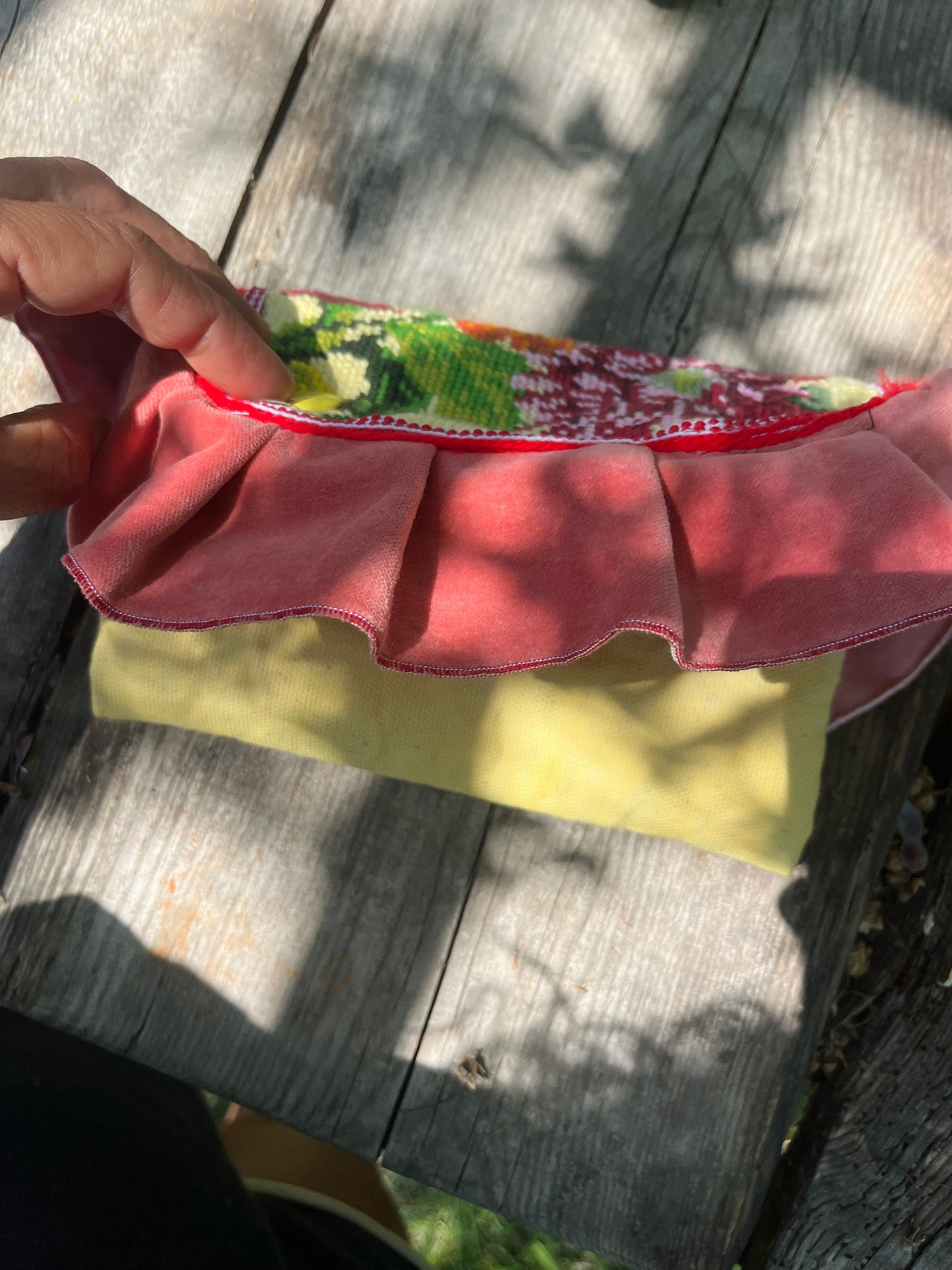 Portafoglio con mezzo punto e rouge