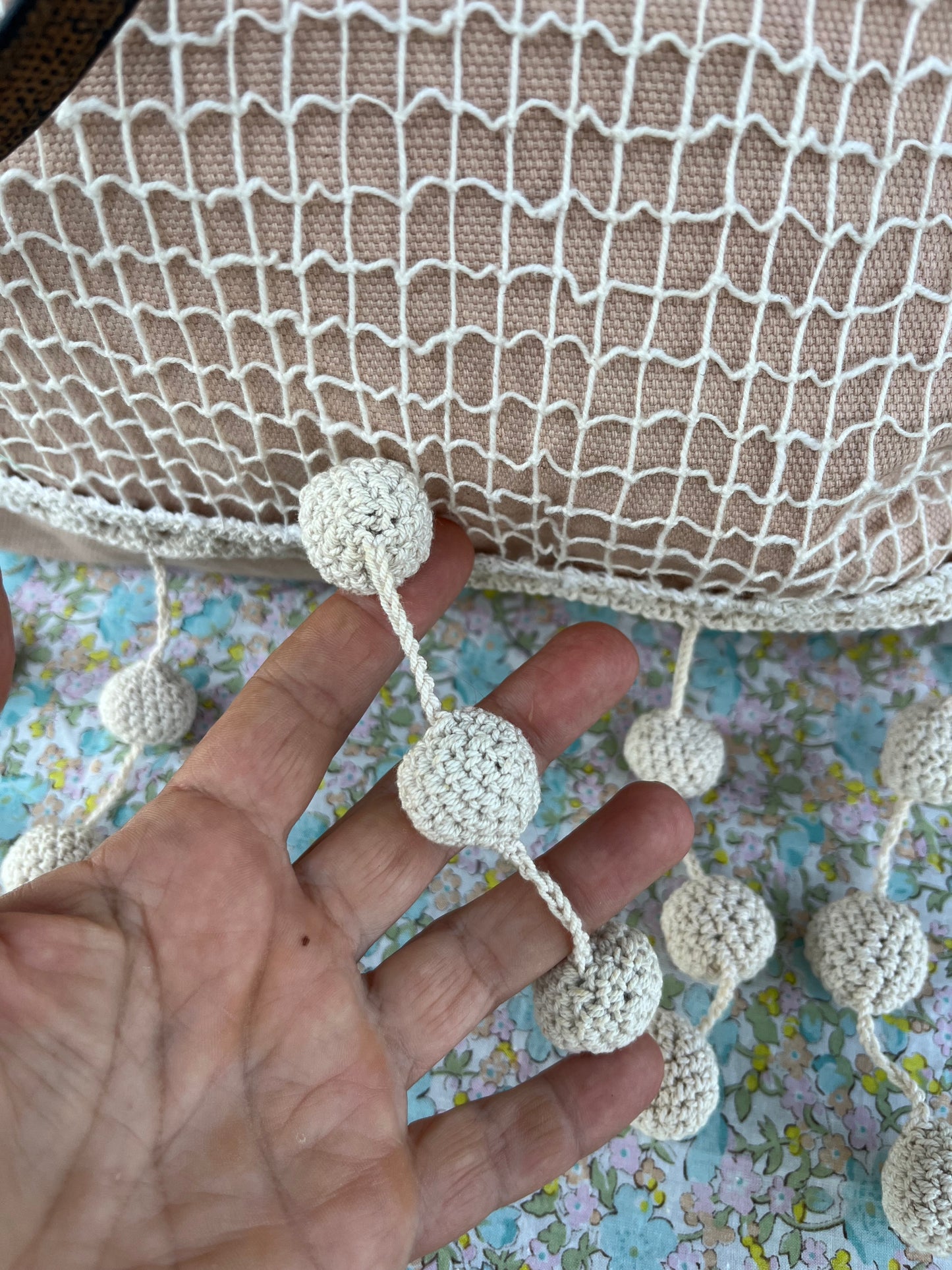 Borsone con filet e pon pon