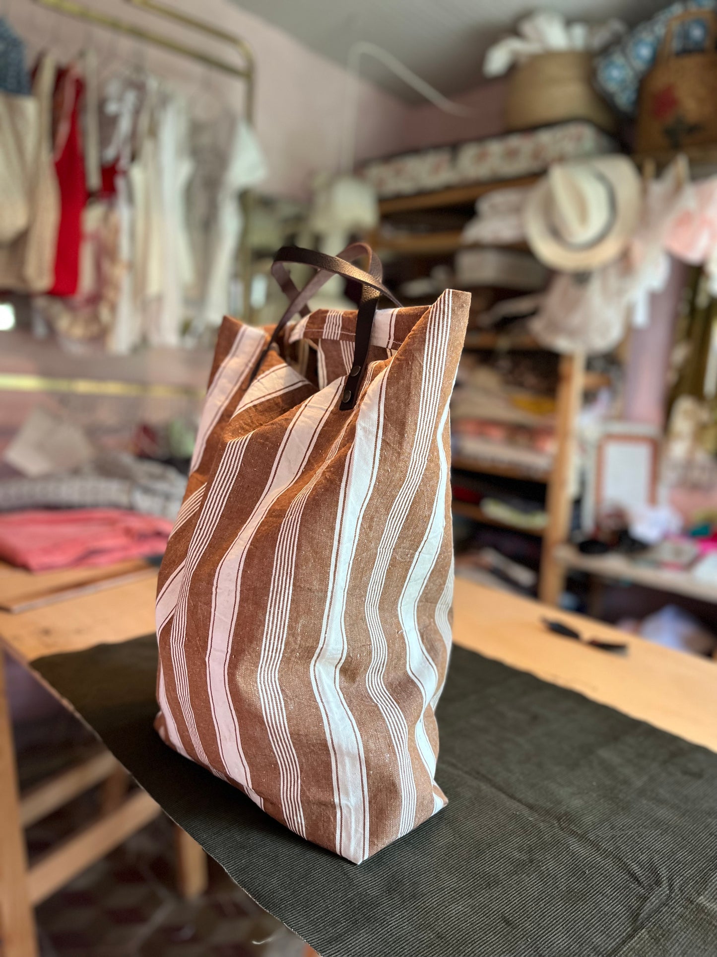 Shopper righe manici corti